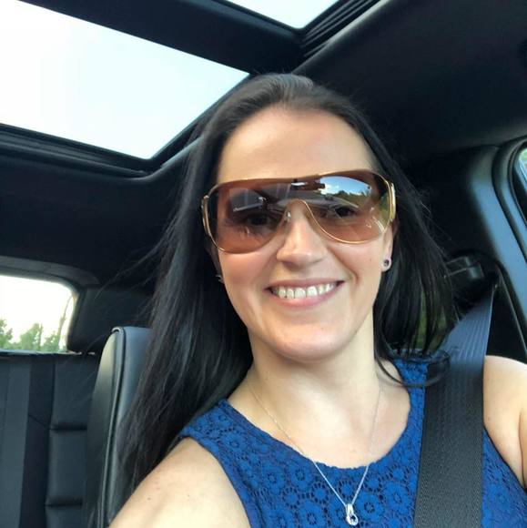 Meet your Posher, Miranda - Picture 1 of 1